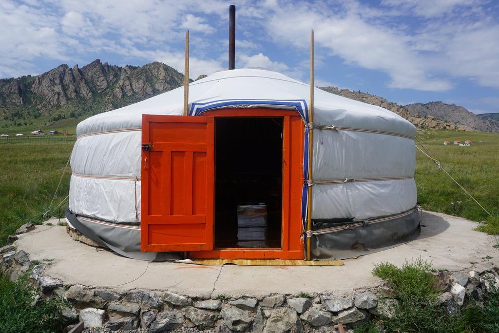 My Mongolia Eco Ger Camp Hotel Nalayh Buitenkant foto