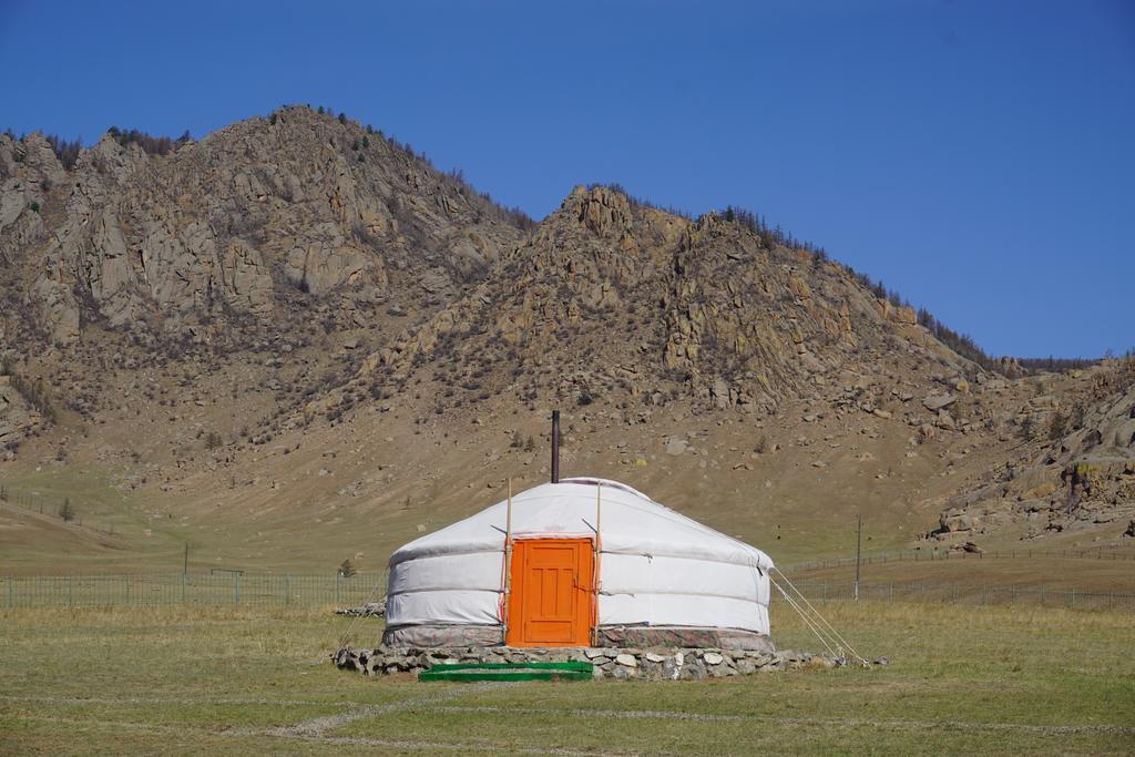 My Mongolia Eco Ger Camp Hotel Nalayh Buitenkant foto