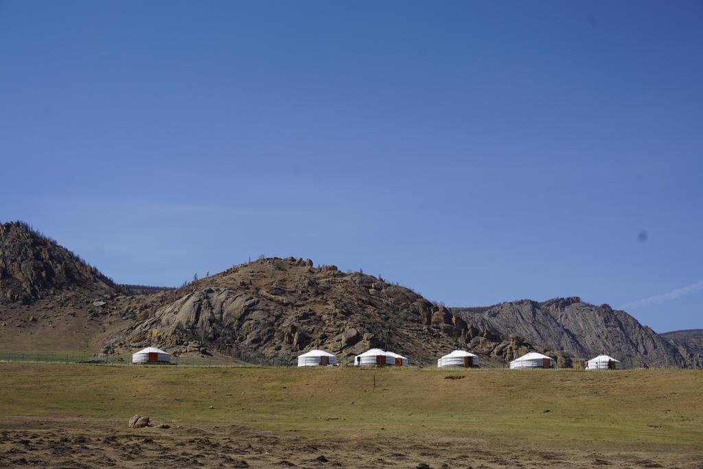 My Mongolia Eco Ger Camp Hotel Nalayh Buitenkant foto