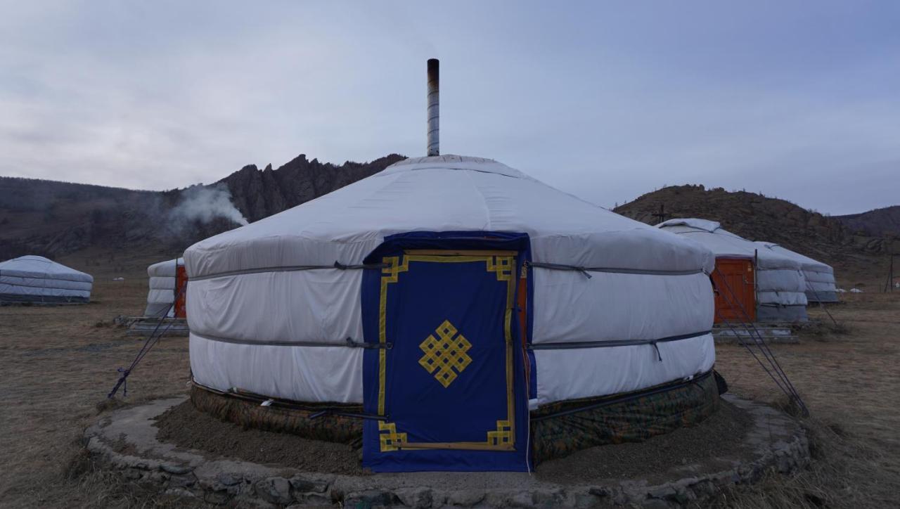 My Mongolia Eco Ger Camp Hotel Nalayh Buitenkant foto